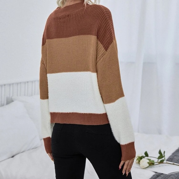 Color Block Sweater - Picture 3 of 10